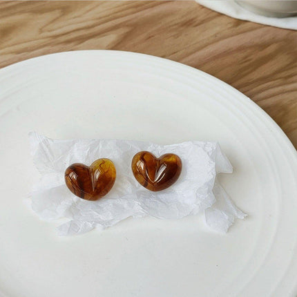 Classic Vintage Amber Heart Shaped Stud Earrings for Women Girls Retro Fashion