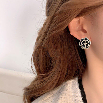 Vintage Black Stud Earrings Women Retro Style Dripping Oil Fashion Jewelry