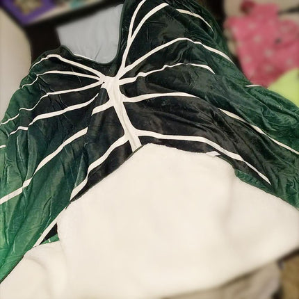 Tropical Leaf Throw Blanket Soft Nap Air Conditioning Cover Single Bed