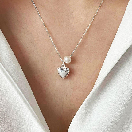 Luxury Zircon Love Pendant Necklace Elegant Copper Chain Jewelry Gift