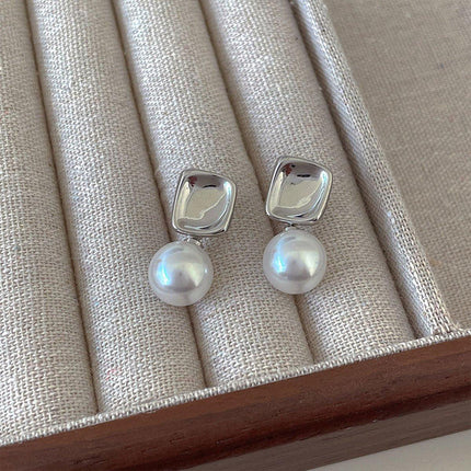 Elegant Smooth Metal Square Imitation Pearl Earrings Simple Jewelry for Women