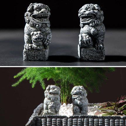 1Pair Elegant Resin Lion Statues Creative Home Decor Coffee Table Ornament Small