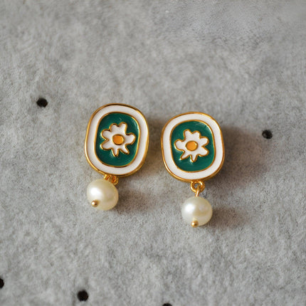 Vintage Rustic Chamomile Stud Earrings Floral Jewelry Women Elegant Accessories