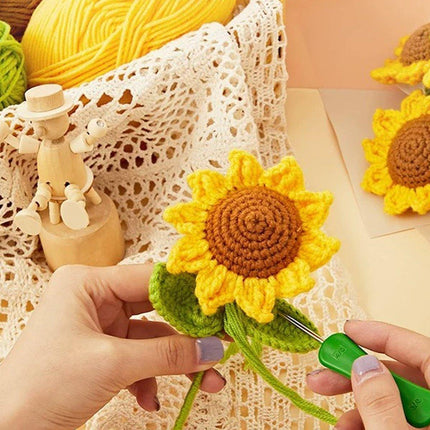 8PCS Handmade Smiley Sunflower Wool Flower Simulation Flowers Gift for Teachers