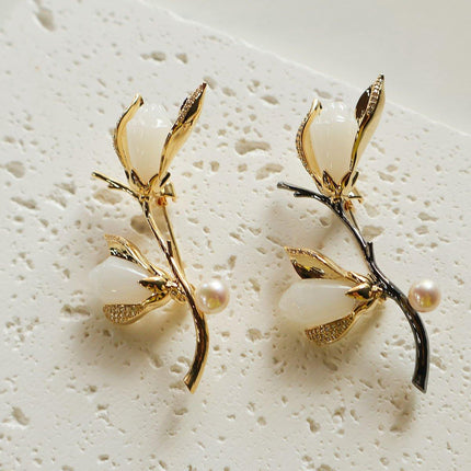 Elegant Magnolia Brooch Flower Corsage Light Luxury Design Fashion Pin Accessory