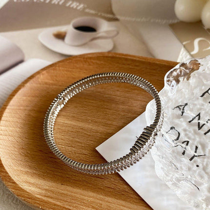 Elegant Oval Bracelet Minimalist Design Luxury Women Fashion Jewelry Gift