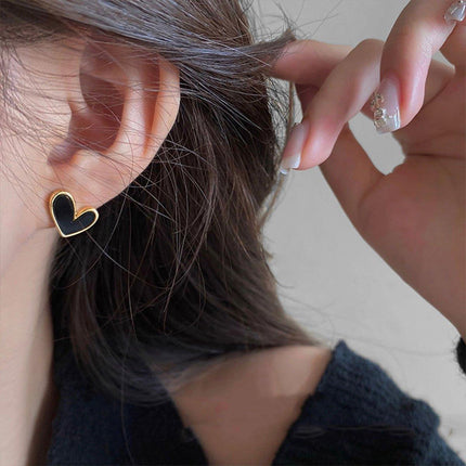Vintage Black Stud Earrings Women Retro Style Dripping Oil Fashion Jewelry