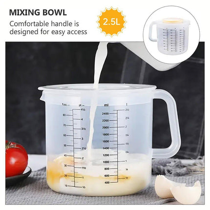 2.5L Plastic Measuring Cup with Lid Baking Measuring Cups with Scale for Home