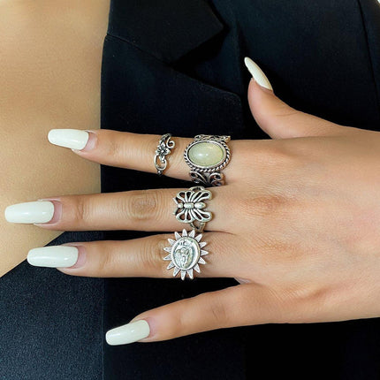 4pcs Butterfly Gem Ring Set Retro Sun Relief Rings Women Fashion Jewelry