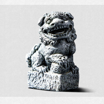 1Pair Elegant Resin Lion Statues Creative Home Decor Coffee Table Ornament Small