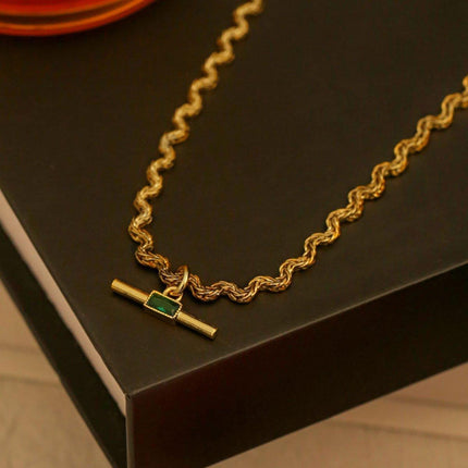 Vintage Retro Style Curved Chain Necklace for Women Fashion Jewelry Accessory